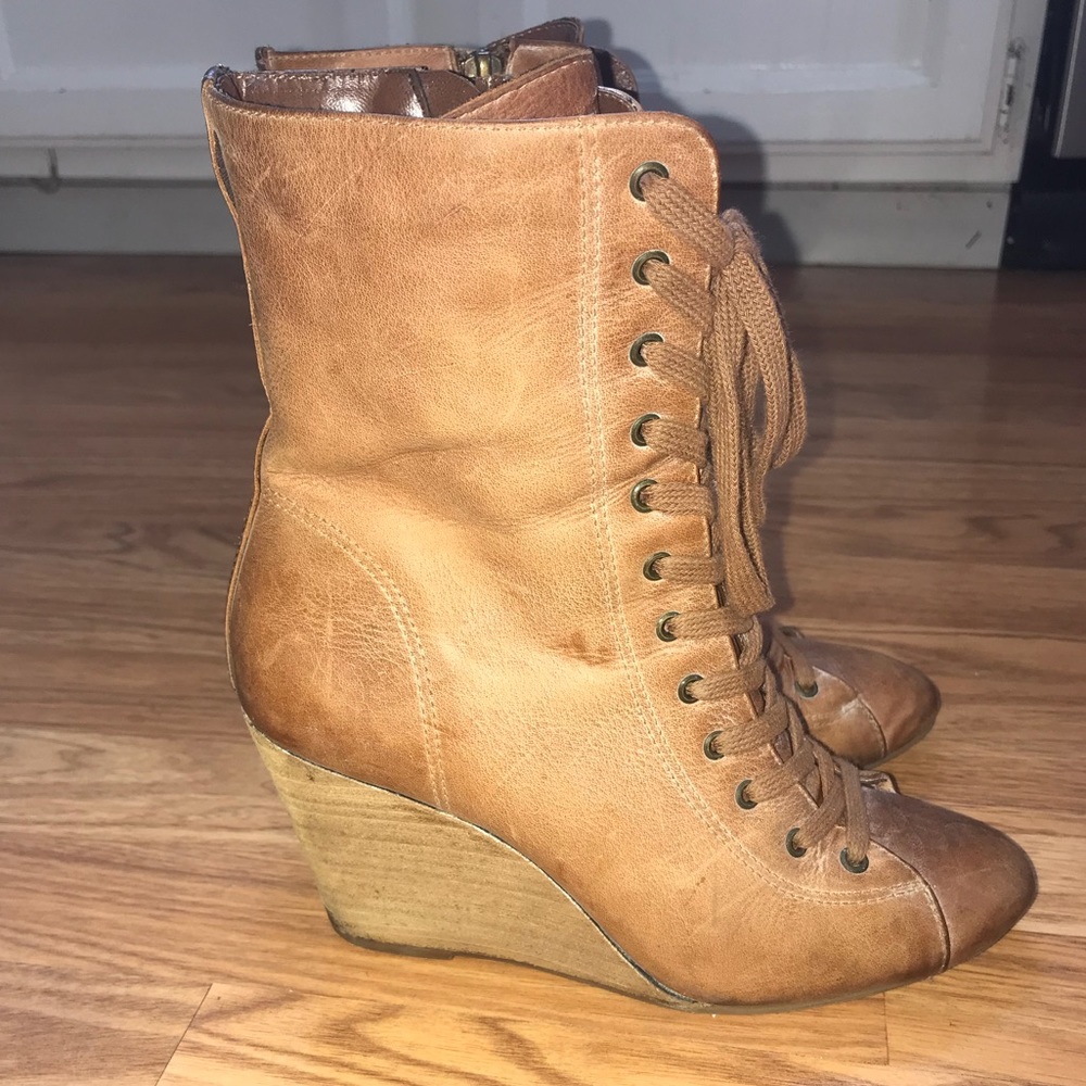 Women’s Lace-Up Wedge Booties in Tan Leather